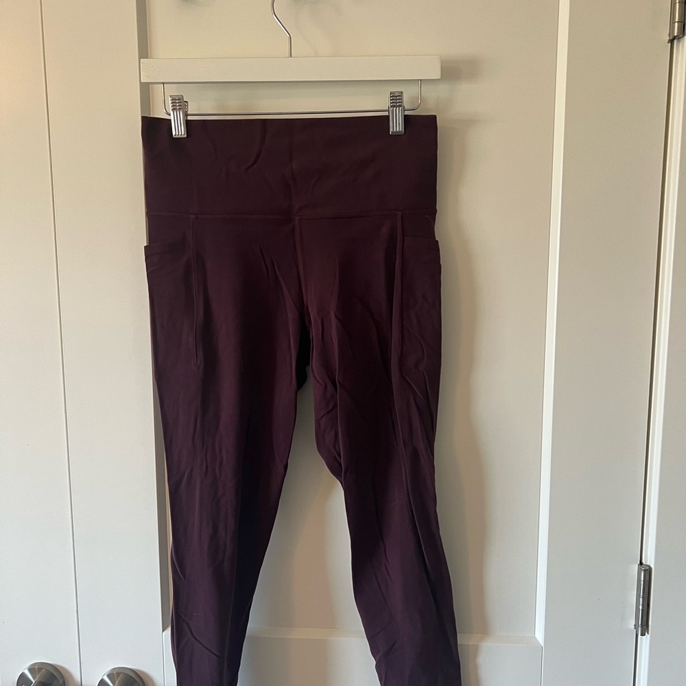 Athleta Deep Purple Salutation 7/8 Tight